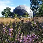 Glamping Podniebny Lüks kamp alanı Borsk