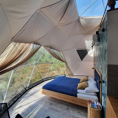 Glamping Podniebny Borsk